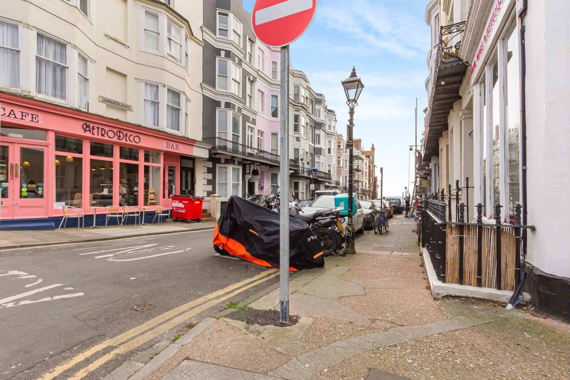 Cosy Studio Flat Moments From The Beach, Kemptown برايتون المظهر الخارجي الصورة